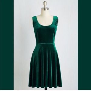 ModCloth Green Velvet Skater Dress 1X